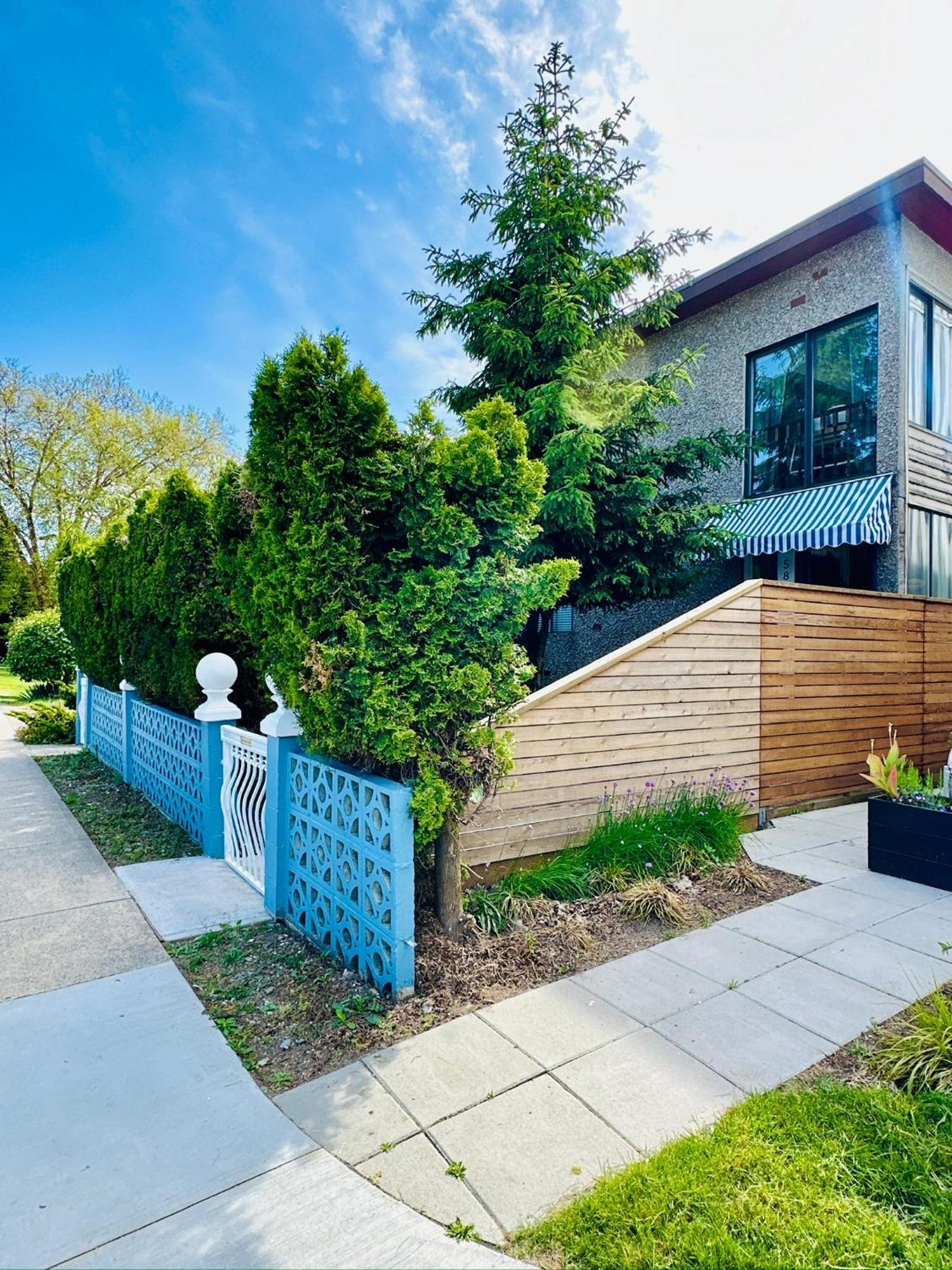 Petite Main Street Haven Apartment Vancouver Bagian luar foto